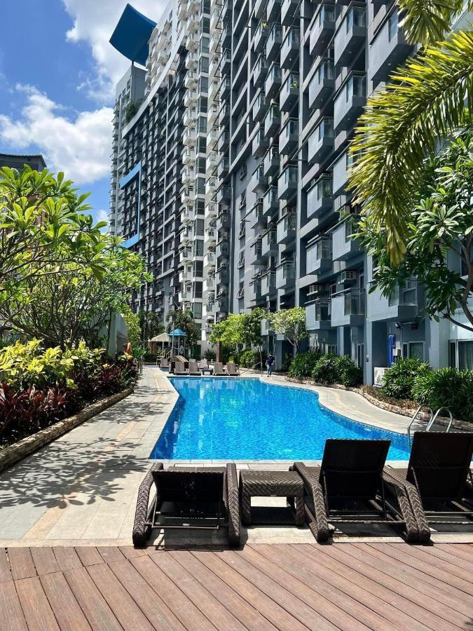 Manhattan Heights Towerb In Araneta Cubao 5Mins Walk To Smart Araneta Lejlighedshotel Manila Eksteriør billede