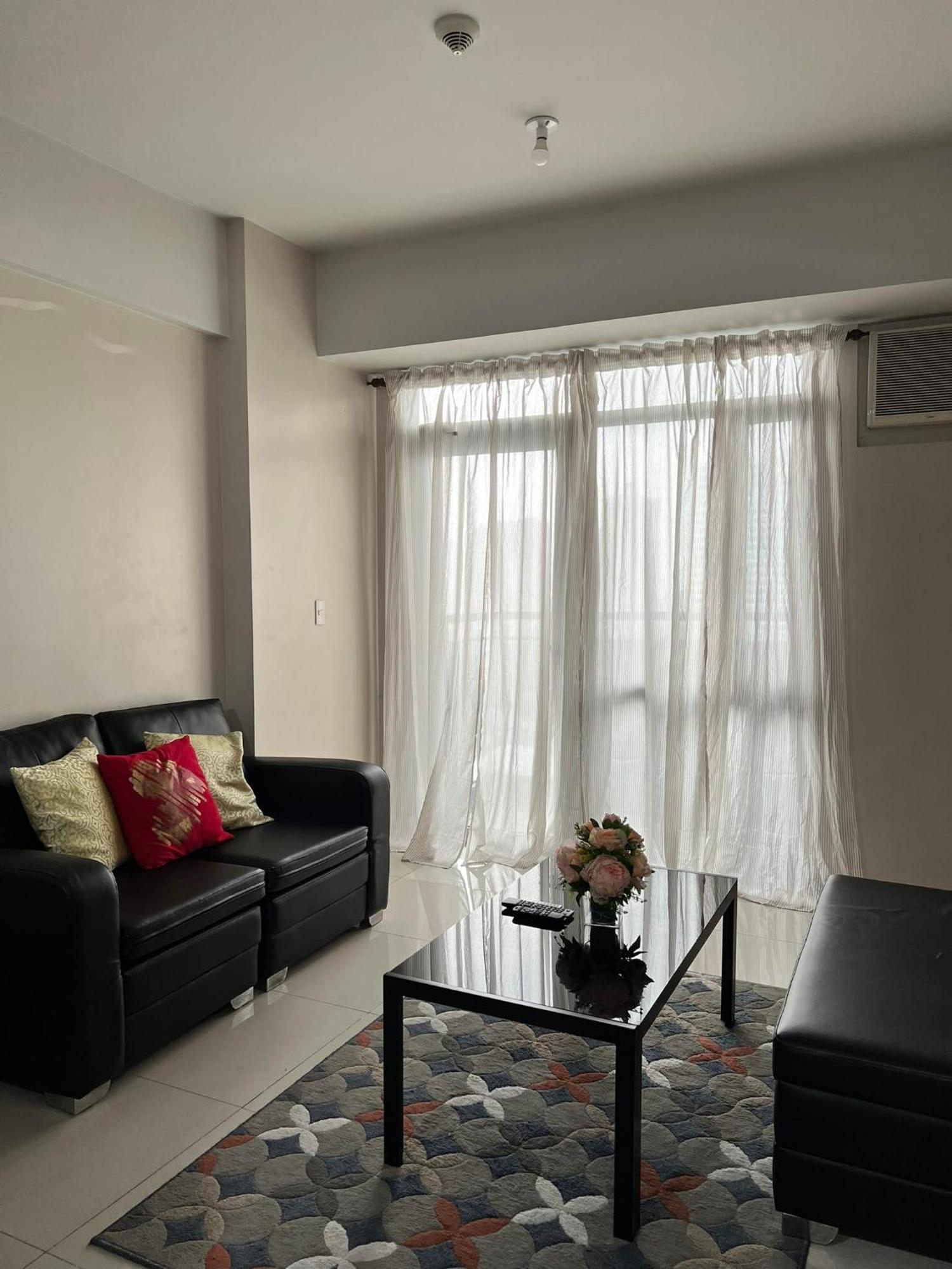 Manhattan Heights Towerb In Araneta Cubao 5Mins Walk To Smart Araneta Lejlighedshotel Manila Eksteriør billede